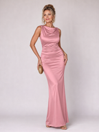 Women's sleeveless boat-neck fitted maxi dress, pink satin finish