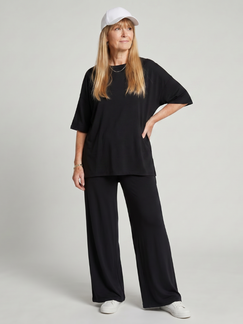 Women’s oversized short-sleeve top and wide-leg pants set, black