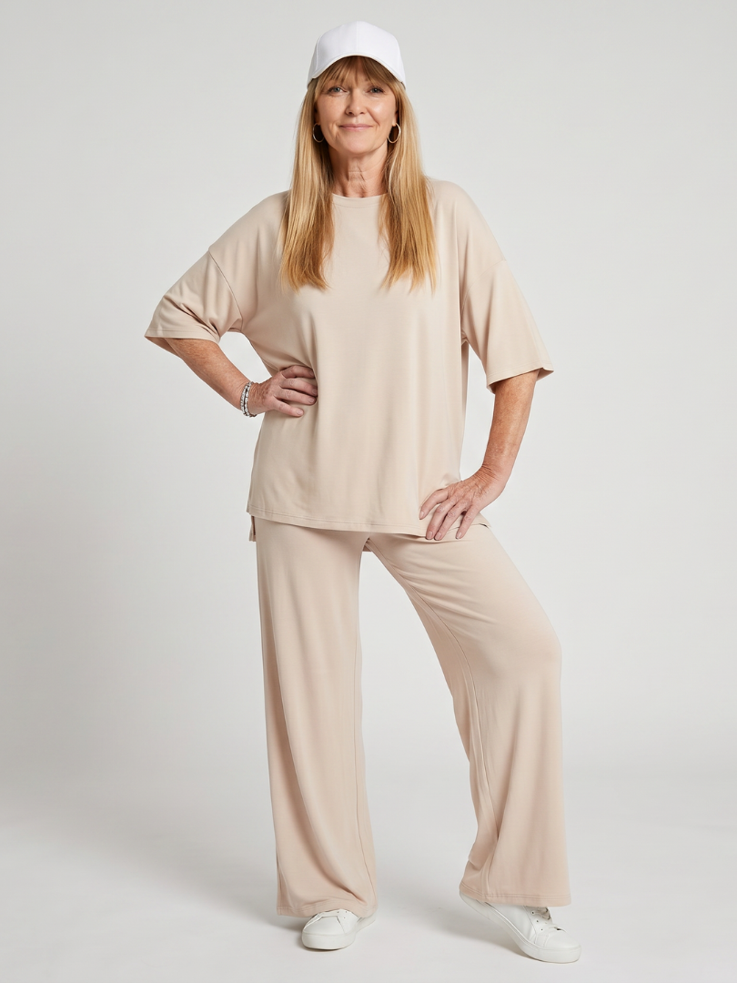 Women’s oversized short-sleeve top and wide-leg pants set, beige